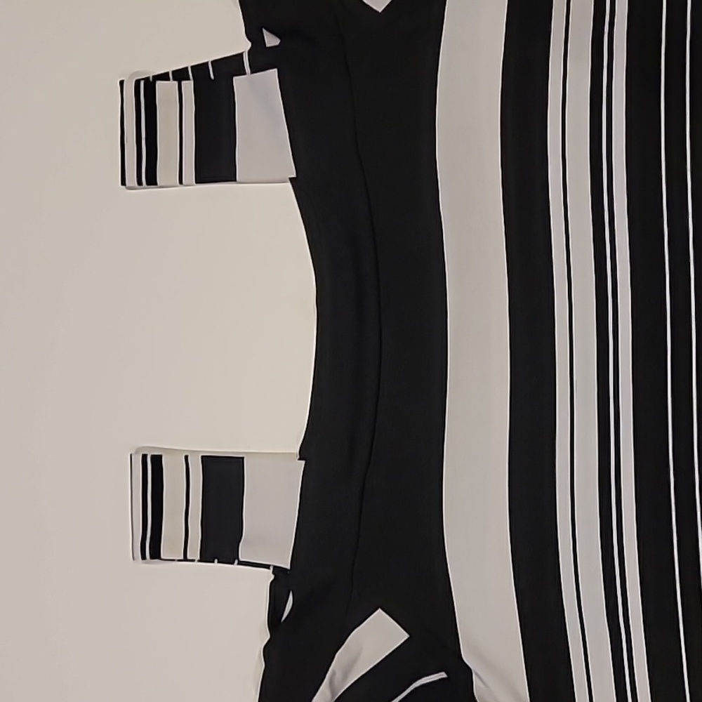 Chico's Cold Shoulder Striped Tunic Black White S - Picture 5 of 13